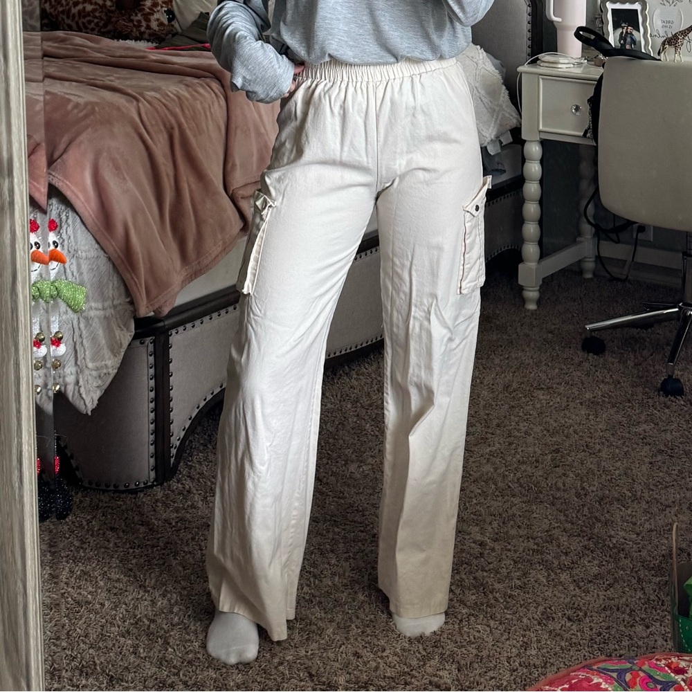 PrettyLittleThing Cream Wide Leg Pants